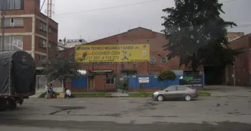 SERVICOCHES CDA CALLE 13 68D CON 42 SERVICOCHES CDA CALLE 13 68D CON 42